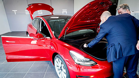 Geen reëel ontploffingsgevaar voor elektrische auto's