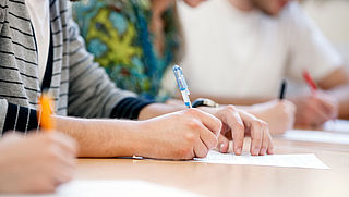 LAKS opent geen examenklachtenlijn, maar wel een meldpunt
