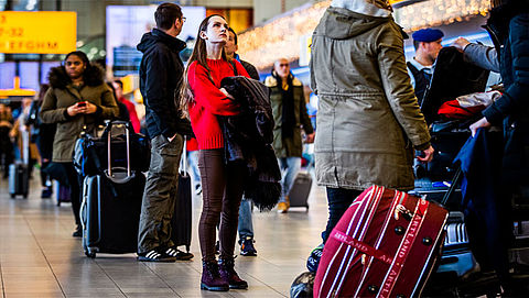 'Kans op forse vertragingen door strengere controles op vliegveld'