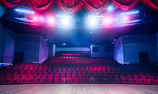 Gaan bioscopen en theaters wel open voor dertig mensen?