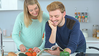 Iets meer vega-recepten in supermarkt-kerstmagazines van 2019