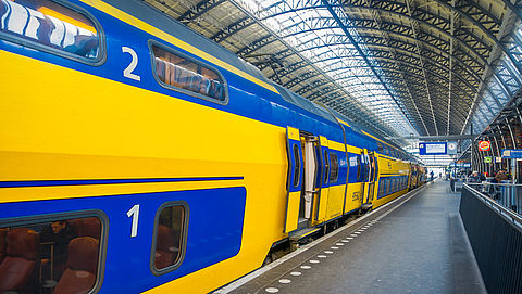 Trein Amsterdam-Brussel halfuur sneller 