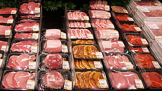 'Rood en bewerkt vlees blijven risicofactoren voor kanker'