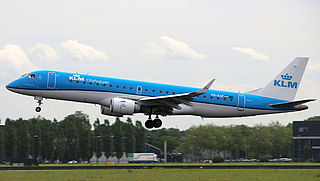 KLM schikt met passagiers om brandstofstoring