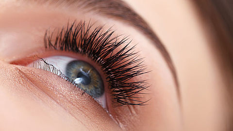 Wimperserum Kruidvat kan zorgen voor oogverkleuring
