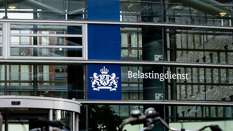 Kamer gaat betrokken partijen in toeslagenaffaire onder ede horen