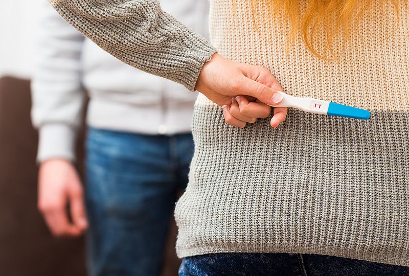 Strengere regels kunstheup en zwangerschaptest