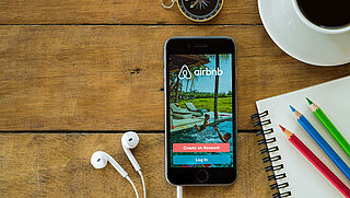Airbnb deelt gegevens overtreders niet 