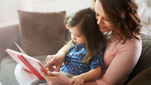 Nieuwe app 'StorySign' helpt dove kinderen leren lezen