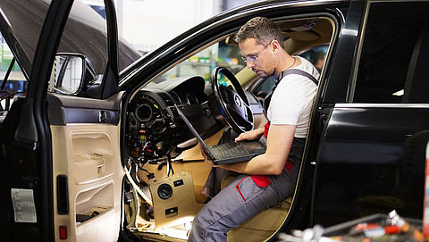 Onderhoudsvrije elektrische auto’s probleem voor garages