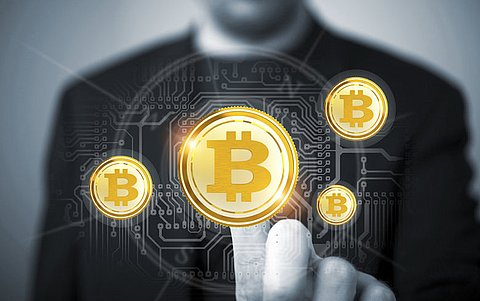 Cryptobezitters opgelet: de Belastingdienst kan binnenkort je aantal cryptomunten zien