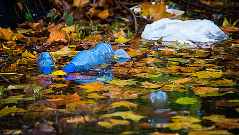 Statiegeld op plastic moet vervuiling rivieren terugdringen