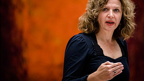 Schippers wil opheldering over privacy NIP-test