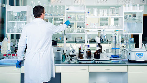 Chemiesector loopt achter met testen van risico's bij veelgebruikte stoffen