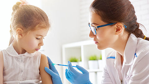 ChristenUnie: vaccinatiegevaar serieus nemen, maar niet dwingen