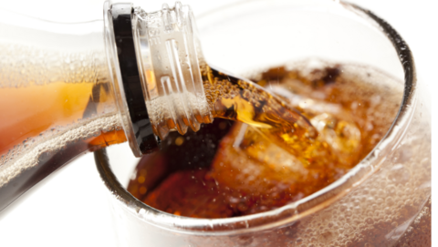 Feit of fabel: is cola hét wondermiddel tegen misselijkheid?