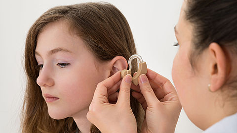 Specsavers verkoopt gehoorapparaten met verlies