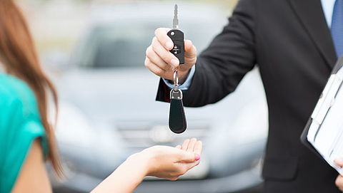Particulieren leasen steeds vaker auto