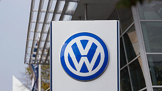 Volkswagen moet vergoeding aan kopers diesel-auto’s betalen, maar geen rente
