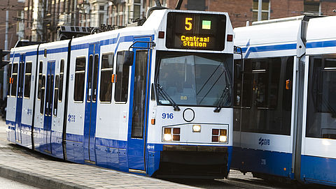 'Openbaar vervoer gratis in het weekend voor Amsterdamse kinderen'