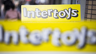 Intertoys doet XXL-winkels in de verkoop