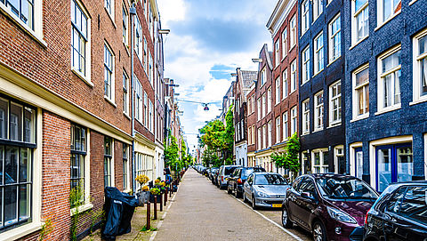 Parkeervergunning wordt flink duurder in grote steden
