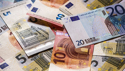 'Een cashloze samenleving is nog een brug te ver'