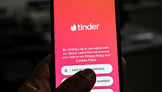 Weinig matches tijdens het online daten? Deze wetenschappelijke tips helpen je op weg!