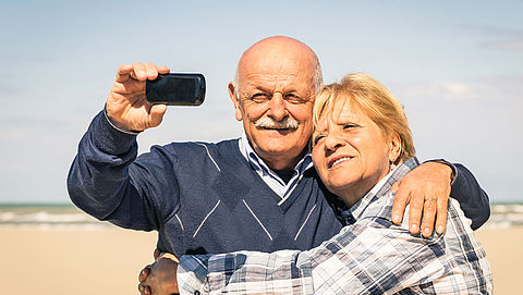 Ouderen vaker aan de smartphone