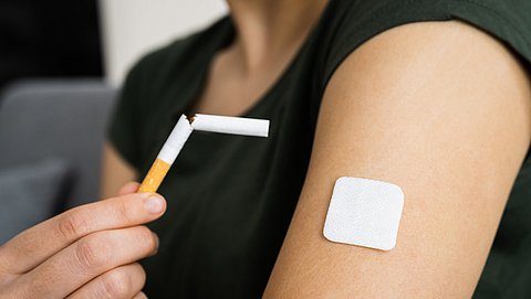 Stoppen met roken: helpen nicotinepleisters en kauwgom echt?