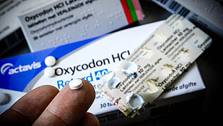 Het gevaar van 'de nieuwe heroïne' oxycodon: gaat er nu echt wat tegen gebeuren?