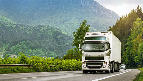 Kilometerheffing voor vrachtwagen ook op regionale wegen