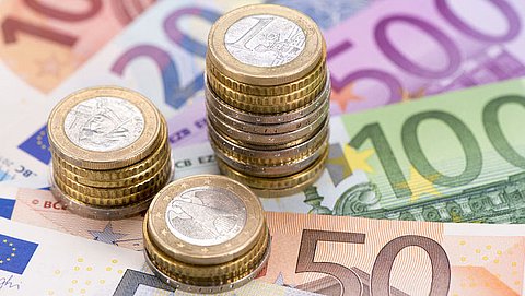 Consumentenbond: 'Banken mogen geen tarief rekenen voor contant geld'