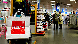 HEMA verkoopt kleding en cosmetica voortaan ook via Wehkamp