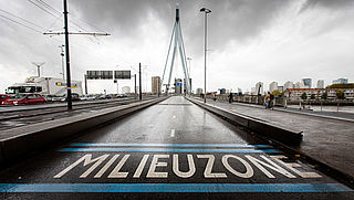 Rotterdam laat oude benzineauto's weer toe