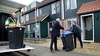 Mag je een papiercontainer van de gemeente weigeren?