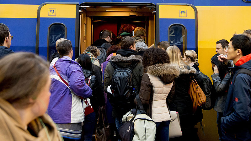 NS wil reizigers via wifitracking aan zitplaats helpen