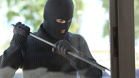 Inbraken en en overvallen nemen af, cybercrime neemt juist toe