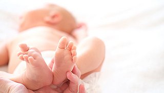 Bloed van baby’s voortaan via hielprik getest op spierziekte SMA