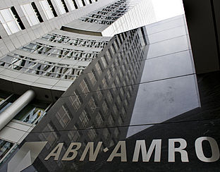 ABN Amro draait verhoging opslag deels terug