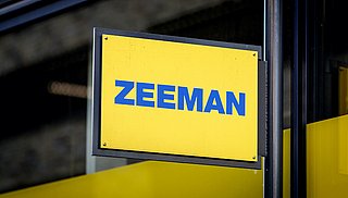 Zeeman roept armbandjes terug