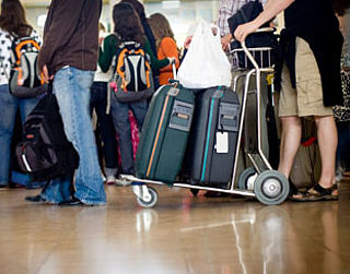 ‘Lelystad Airport niet gunstig voor charters’