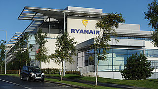 Ryanair informeert gedupeerde klanten na kritiek toezichthouders