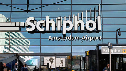Geen recht op compensatie voor vertraagde passagiers na storing Schiphol