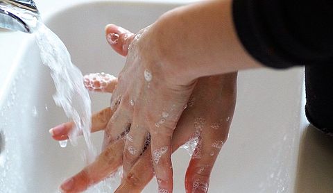 Zo voorkom jij droge handen na al het handen wassen