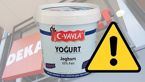 Deze yoghurt van de DekaMarkt bevat mogelijk plastic