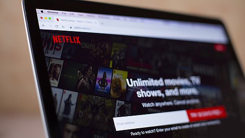 Netflix te duur? Binnenkort goedkopere abonnementsvorm mét advertenties