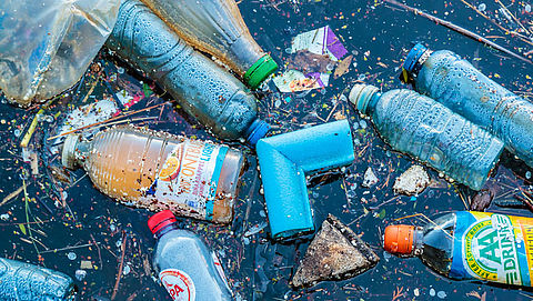 Mogelijk eerder besluit over statiegeld op plastic flesjes