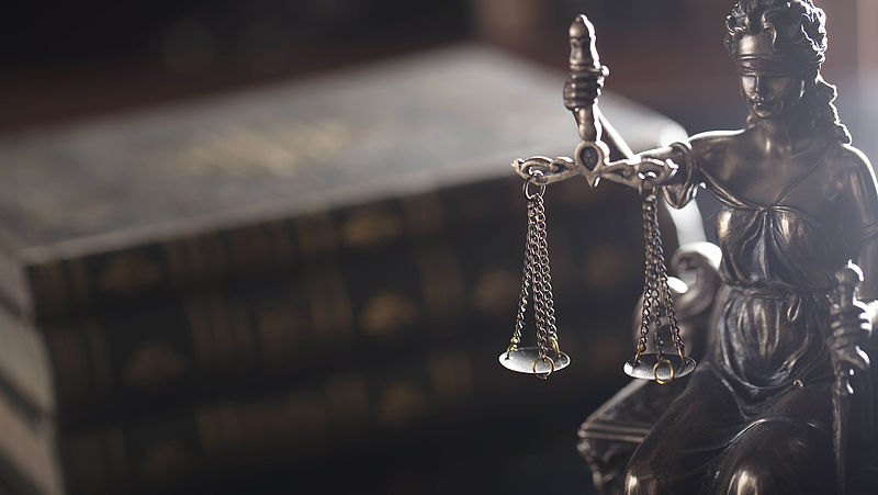 Coronawet druist in tegen grondrechten van burgers