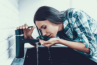 Fleswater versus kraanwater, wat is beter?